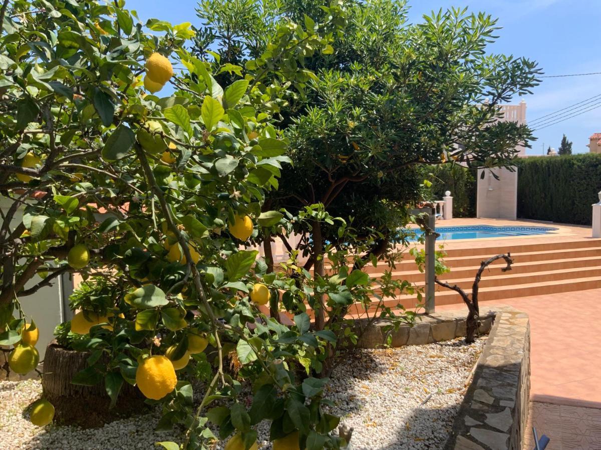 Villa 200 Meters From The Beach Calpe Exterior foto
